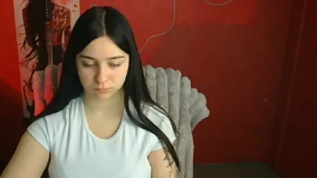 Lilu May online show from April 2026 11:12:01 AM