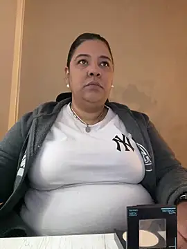 Carameloswing1 online show from March 2026 11:43:01 AM