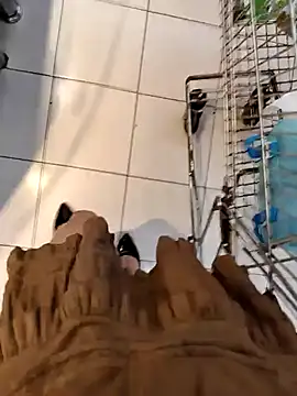 Miky Lyn online show from February 2026 05:56:01 AM