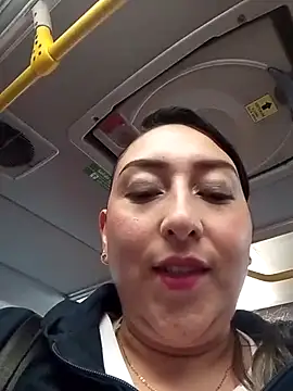 Valeria montana  online show from March 2026 11:16:01 AM