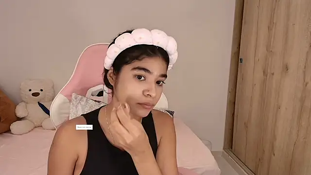 phia carter online show from April 2026 01:42:01 AM