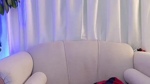 Saly Moon1 online show from July 2026 12:24:01 AM