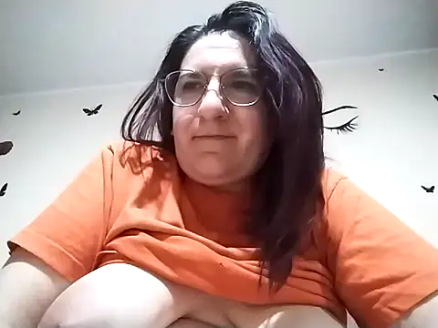 Dana92va online show from February 2026 12:45:02 AM