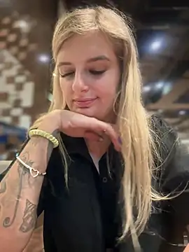 Snapshot of Betsy chatting on January 2025 12:24:01 PM Betsy online show from January 2025 12:24:01 PM