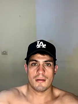 Snapshot of williamsmiiths16 chatting on December 2025 04:16:01 PM williamsmiiths16 online show from December 2025 04:16:01 PM