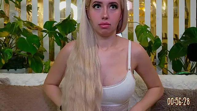 Snapshot of FlowweerGirl chatting on March 2026 12:45:02 PM FlowweerGirl online show from March 2026 12:45:02 PM