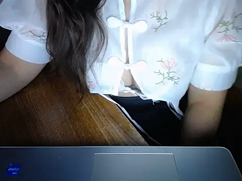 maian love online show from December 2025 07:31:02 PM