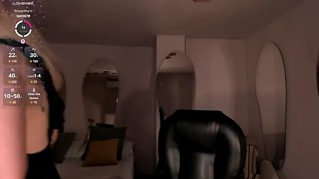 MadisonKane online show from March 2026 11:13:01 AM