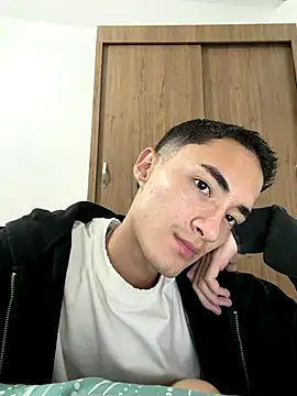 wal jones online show from December 2025 04:44:02 AM