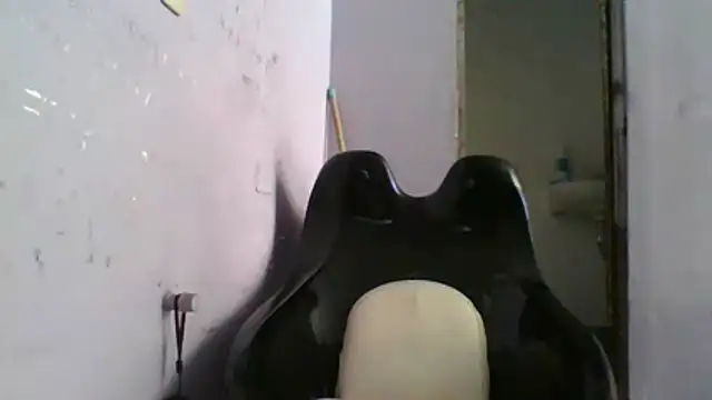 modeloxtz online show from April 2026 04:16:01 PM