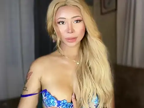 Your innocentwomenxx online show from March 2026 01:00:02 PM