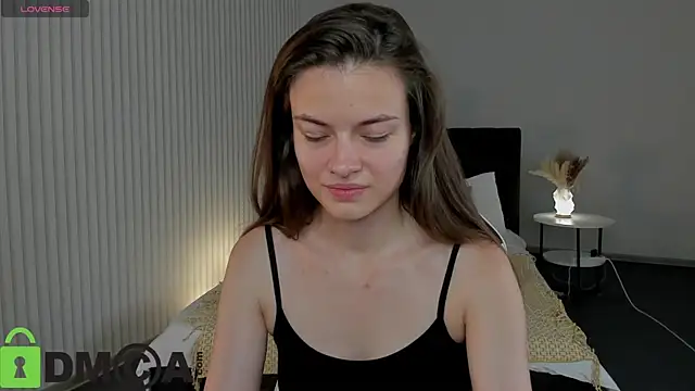 Snapshot of Graceee_ chatting on August 2026 02:47:01 AM Graceee online show from August 2026 02:47:01 AM