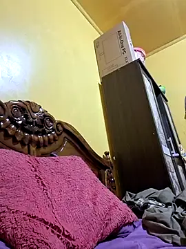 Snapshot of Bangor779 chatting on December 2025 05:33:02 PM Bangor779 online show from December 2025 05:33:02 PM