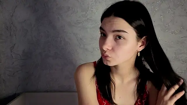 Laura Sunday online show from February 2026 08:14:01 AM