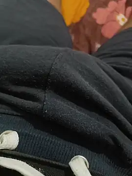 Desi boy24 online show from February 2026 04:33:01 PM