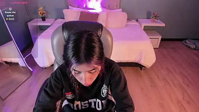 Celeste Rous   online show from March 2026 12:38:02 PM