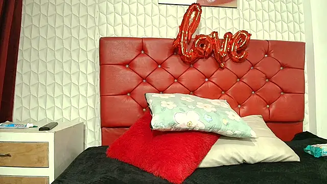 Elizabetth Roman online show from March 2026 07:51:02 PM