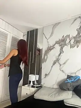 BellaHarpeer online show from April 2026 07:26:01 PM