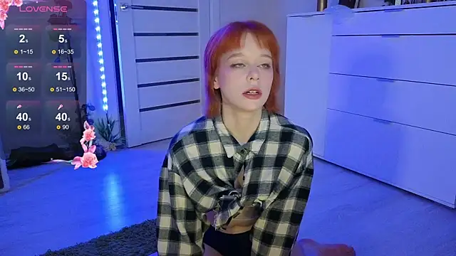 Snapshot of Lace_Thrill chatting on May 2026 01:35:01 AM Lace Thrill online show from May 2026 01:35:01 AM