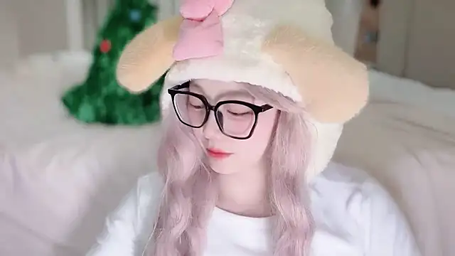 Snapshot of fayebabe chatting on December 2025 01:27:02 PM fayebabe online show from December 2025 01:27:02 PM