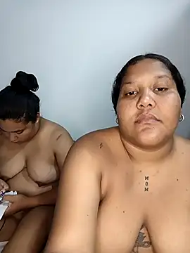 VaneandRossy online show from April 2026 02:37:02 AM