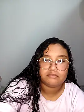 VaneandRossy online show from May 2026 04:34:02 PM