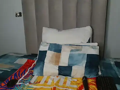 Sassy S online show from December 2025 03:12:02 AM