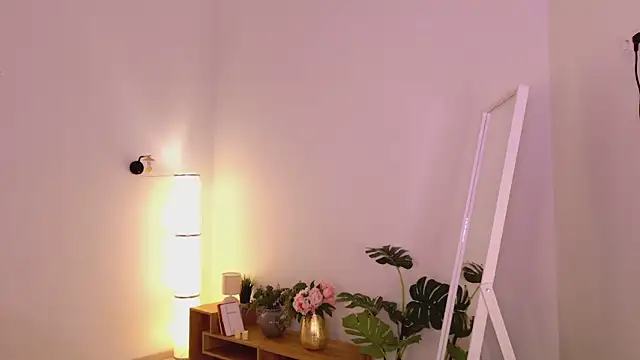 tinapie online show from June 2026 01:39:01 PM