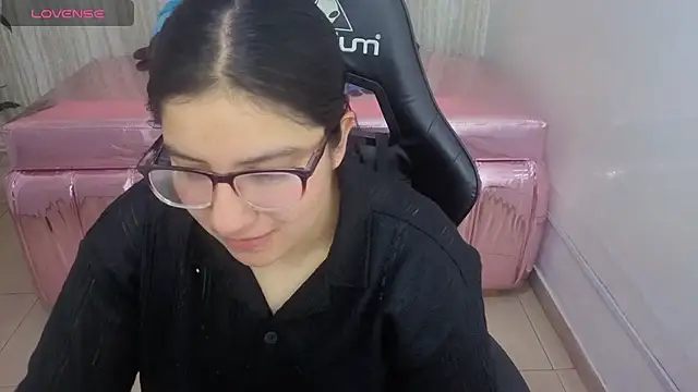 eva smit t online show from February 2026 02:42:01 AM