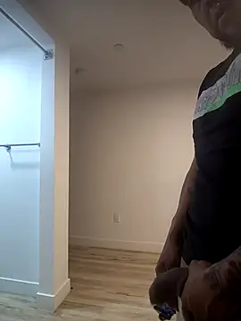 moneytalk516 online show from February 2026 01:10:02 AM