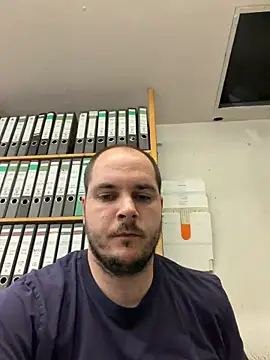 Snapshot of GeilerFinn95 chatting on April 2026 02:20:01 PM GeilerFinn95 online show from April 2026 02:20:01 PM