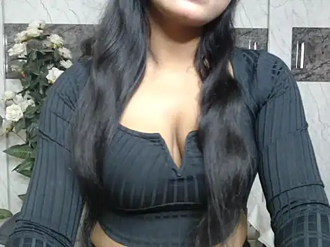 Lola Bebe online show from March 2026 05:24:01 AM