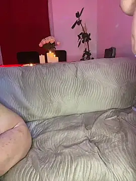 MIKATHENA online show from January 2026 09:09:01 PM