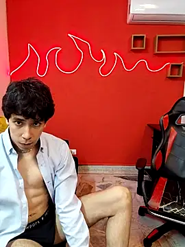 Neo Twink online show from January 2026 07:19:02 PM