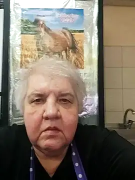 HapinessLovee online show from January 2026 11:12:01 AM