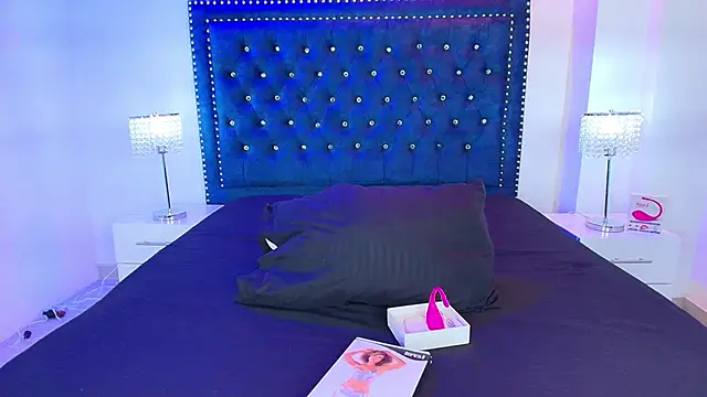 Velora nigth online show from January 2026 11:25:01 AM