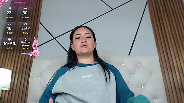 Molly Denver online show from January 2026 12:16:01 AM