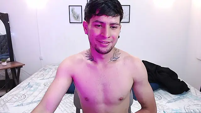 vaalentiino online show from March 2026 03:17:01 PM