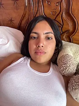  Laurentt  online show from January 2026 02:30:02 PM