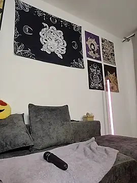 little  ammy online show from April 2026 01:42:02 AM