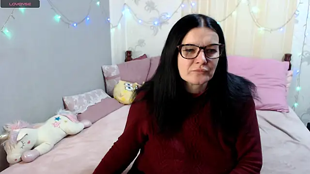 SashaBond online show from February 2026 12:04:02 PM