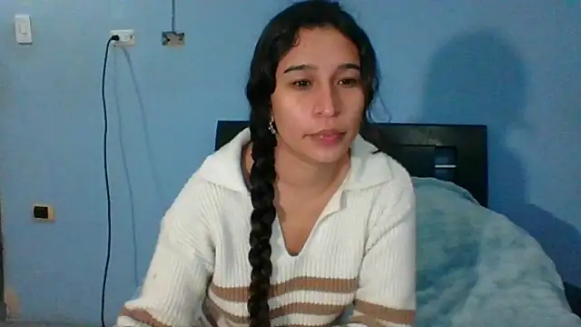 scarlettscottX online show from December 2025 01:02:02 AM