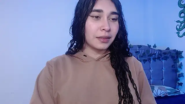 naomybenedetti online show from January 2026 01:16:02 PM