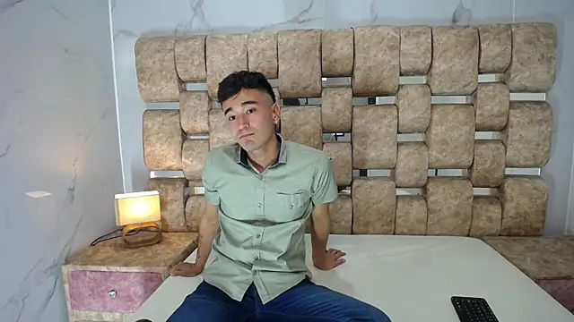 KathyAiden online show from January 2026 07:41:01 PM