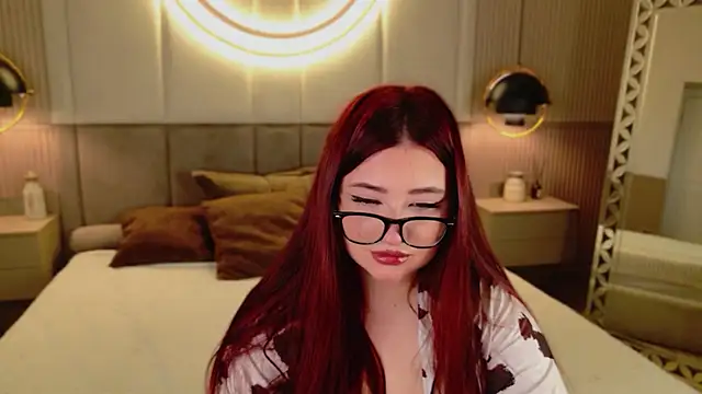 Snapshot of DakotaSecret chatting on May 2026 10:42:02 AM DakotaSecret online show from May 2026 10:42:02 AM