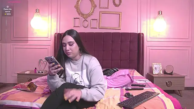 KendallVelvet online show from March 2026 04:45:01 PM