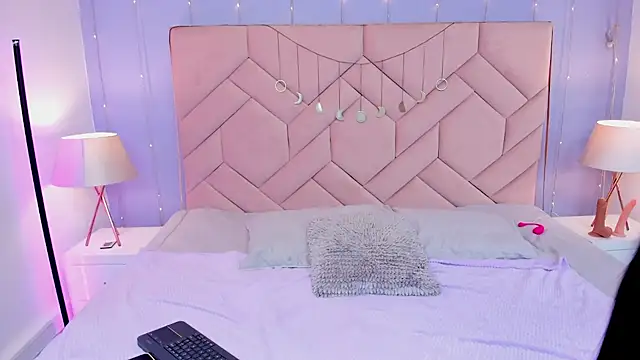 Sabrina Cutte online show from January 2026 07:41:01 PM