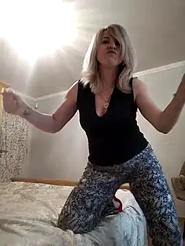 AhlyssaLove1155 online show from April 2026 03:26:02 PM