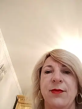 AhlyssaLove1155 online show from June 2026 02:40:02 AM