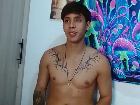 Wolf light online show from December 2025 11:35:02 PM